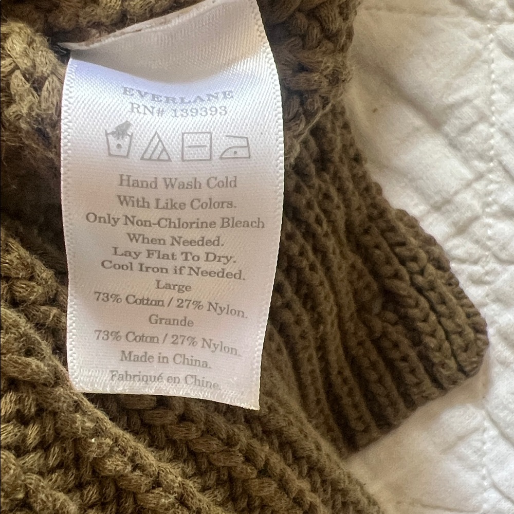 Everlane sweater bundle - Picture 6 of 12